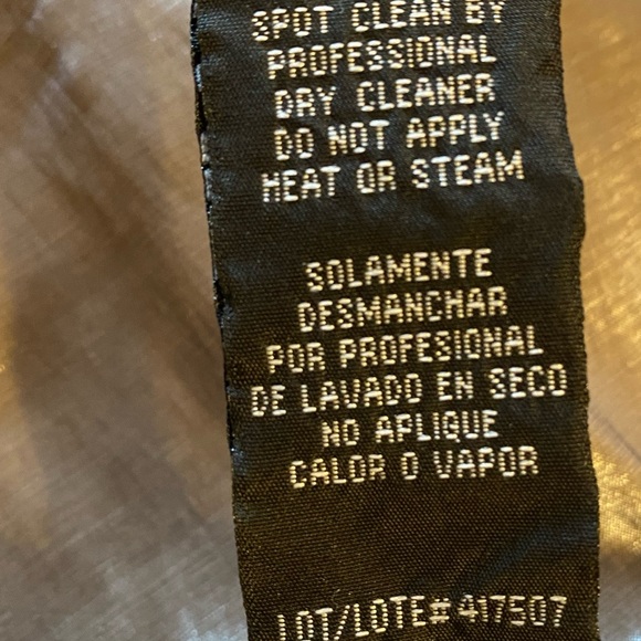 R & M Richard’s Women’s Gown Off The Shoulder Tafetta Size 6 Metallic Champagne - Picture 7 of 8